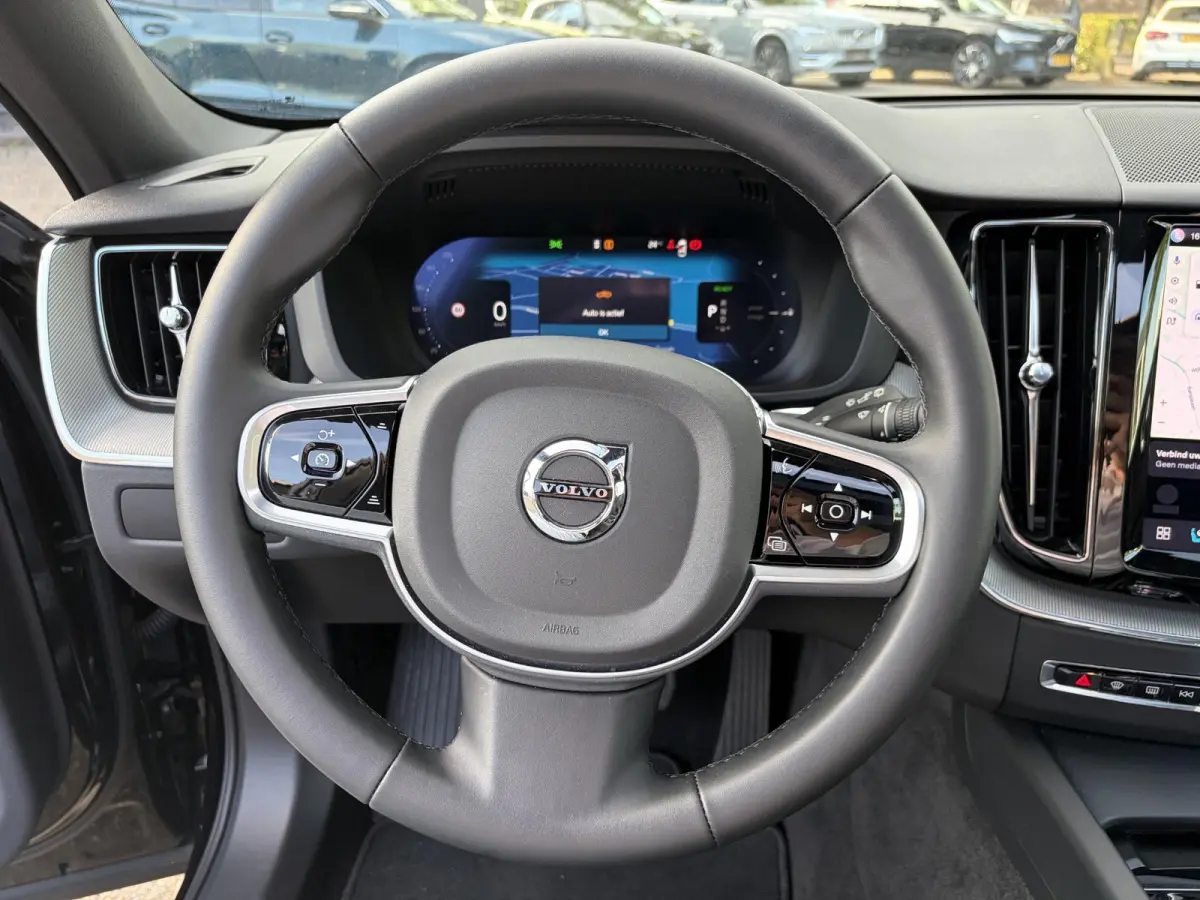 2.0 T6 Plug-in hybrid AWD Plus Black Edition NAPPALEDER + STOELVENTILATIE| HARMAN KARDON| PANO| 360 CAMERA| MEMORY STOELEN|