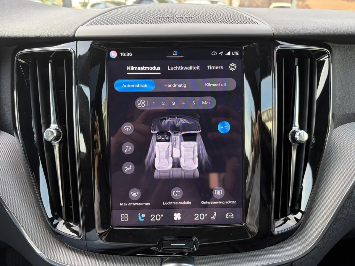 2.0 T6 Plug-in hybrid AWD Plus Black Edition NAPPALEDER + STOELVENTILATIE| HARMAN KARDON| PANO| 360 CAMERA| MEMORY STOELEN|