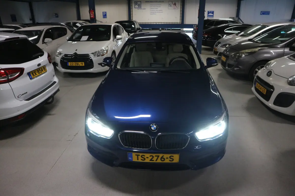 118i High Exe + ORG NED + AUTOMAAT + LEER + 12 MAANDEN GARANTIE ! ! !