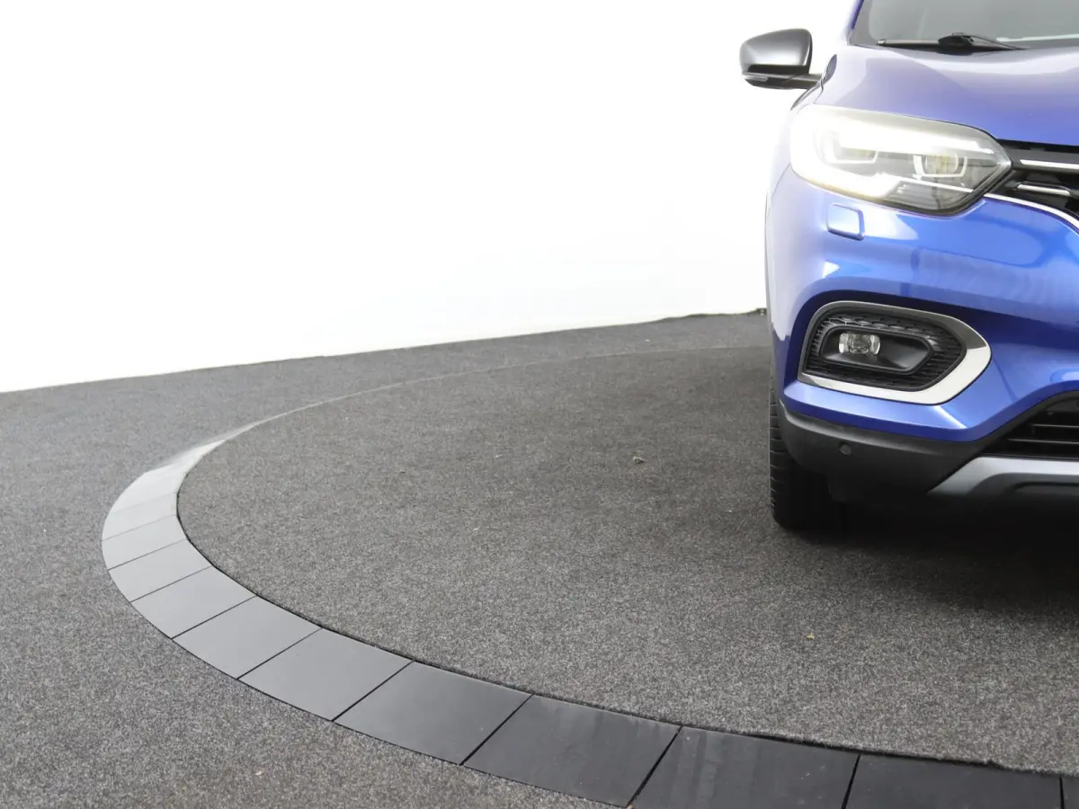 TCe 160 EDC GPF Black Edition | AUTOMAAT | Trekhaak | Voorruitverw. | Parkeercamera |