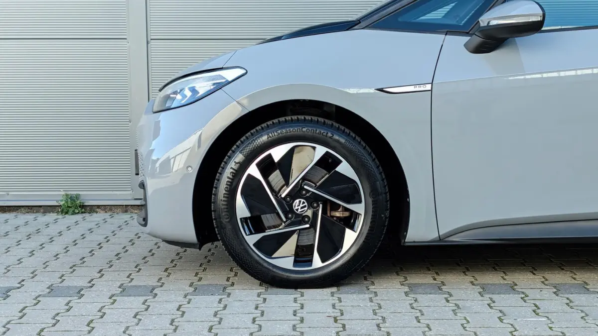 Pro Edition Advantage 58 kWh 204pk | SoH 94% | Camera | Navigatie