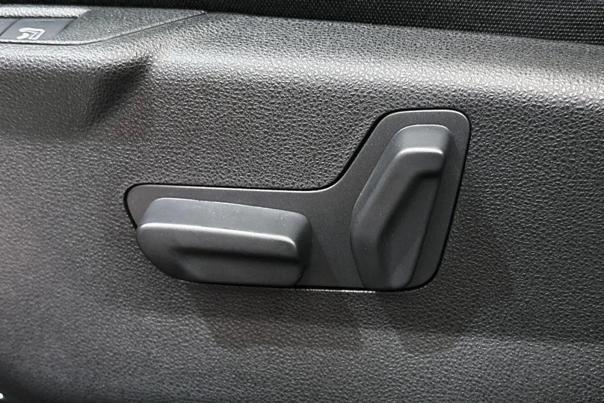 1.2 Turbo Hybrid Ibrida Ti Pano Stoelverwarming Massage Camera