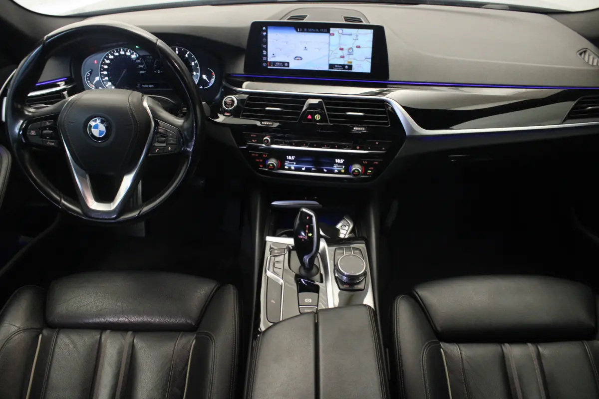 520i Corporate Lease High Executive |Camera|Stoelverw.|