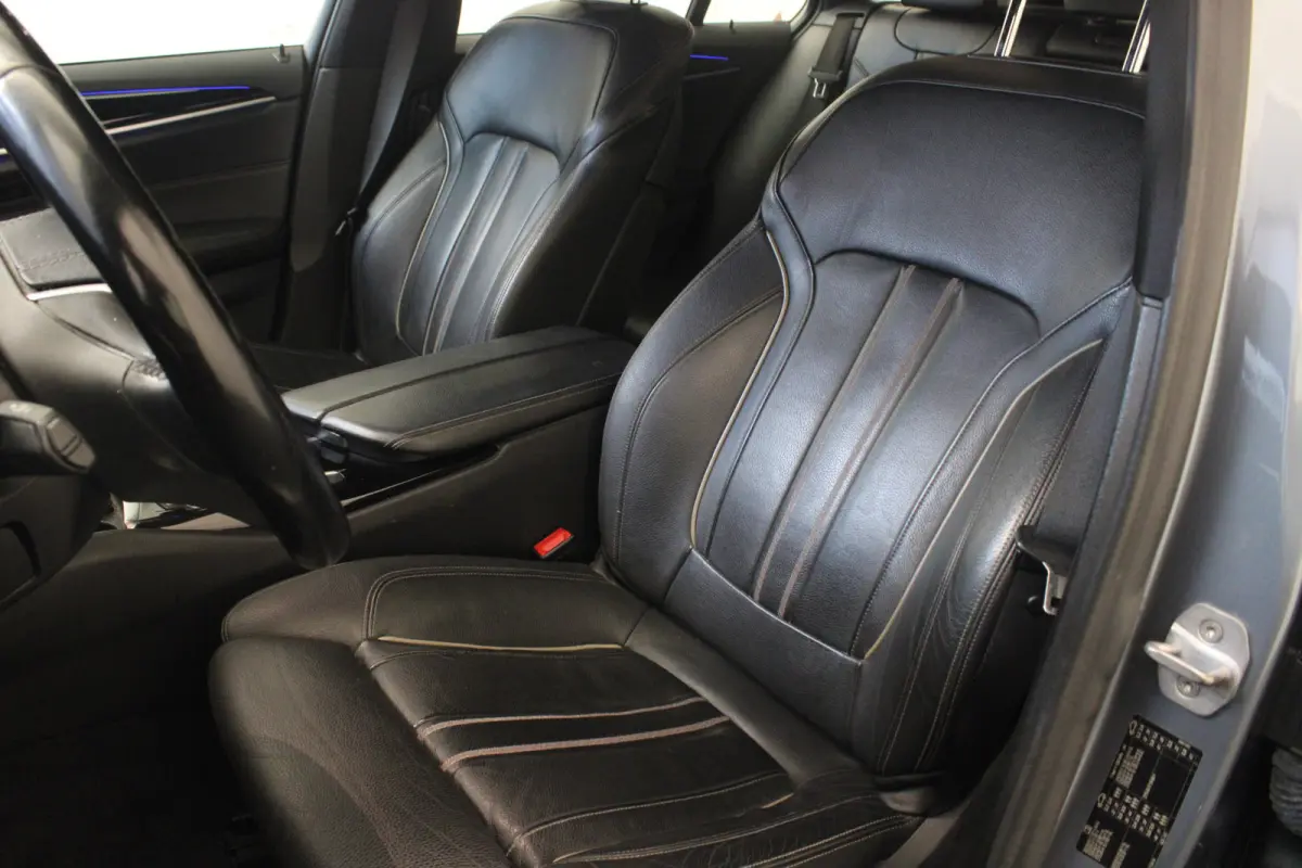520i Corporate Lease High Executive |Camera|Stoelverw.|