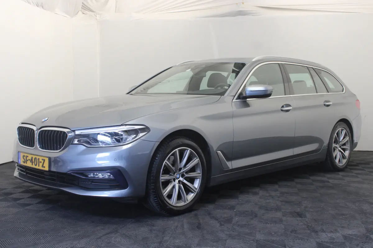 520i Corporate Lease High Executive |Camera|Stoelverw.|