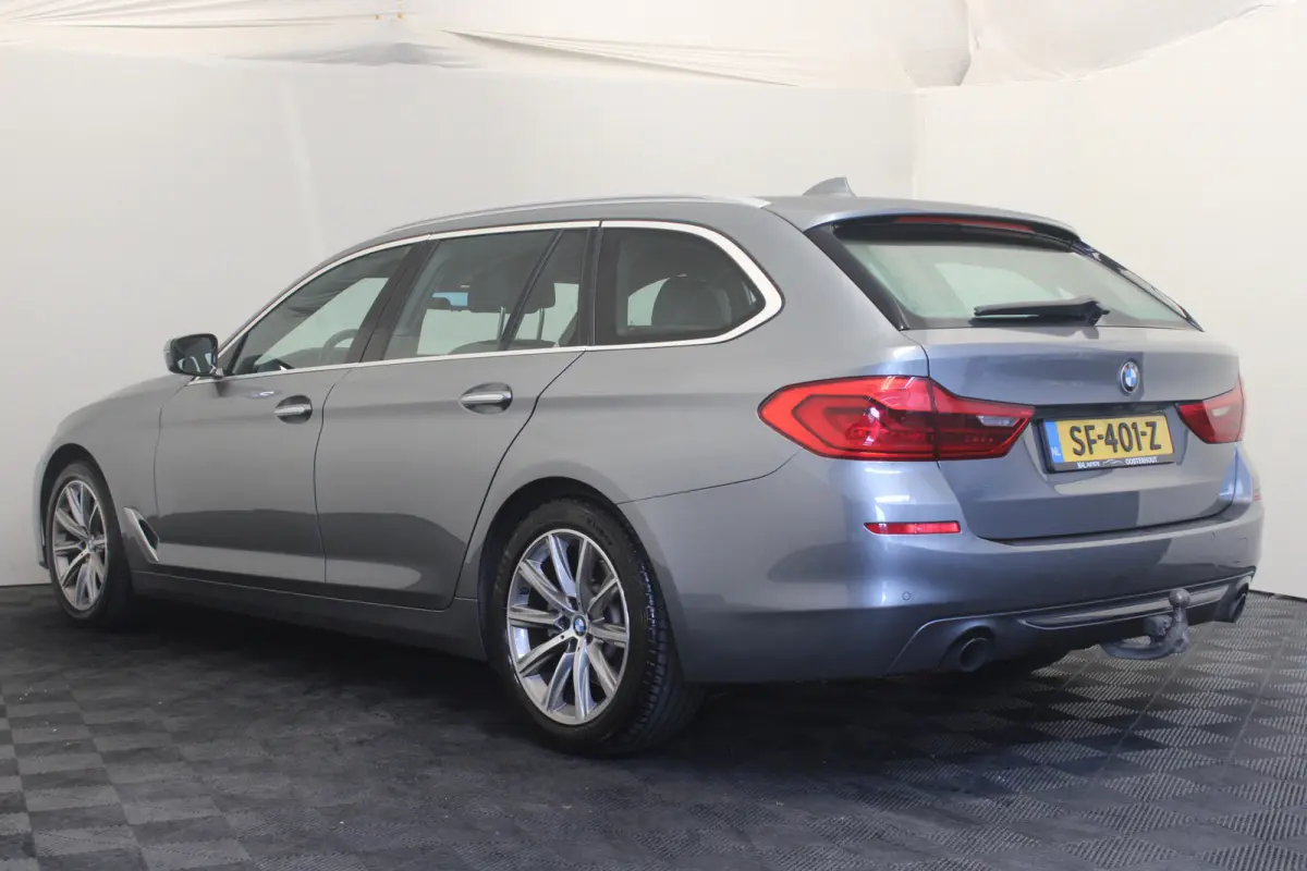 520i Corporate Lease High Executive |Camera|Stoelverw.|