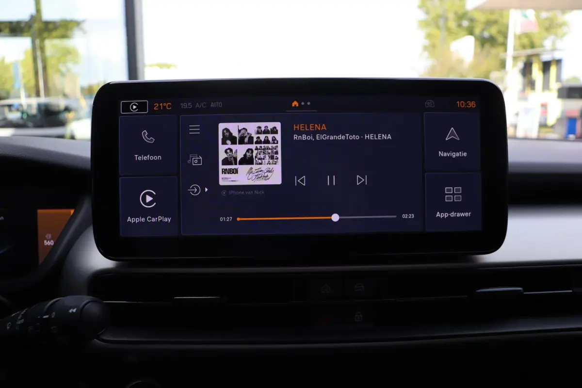 1.2 e-Hybrid Summit Facelift Panoramadak Camera Keyless Apple CarPlay