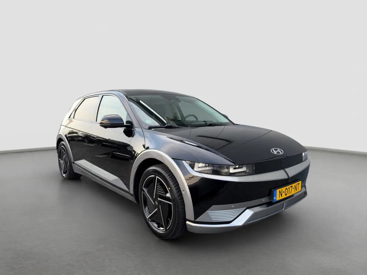 73kWh 218pk Lounge | Carplay | SOH 100% | Trekhaak | Stoelgeheugen | Elektrische achterklep | Dodehoekdetectie | Stoelventilatie | Warmtepomp | Adaptive cruise controle | 360 graden camera
