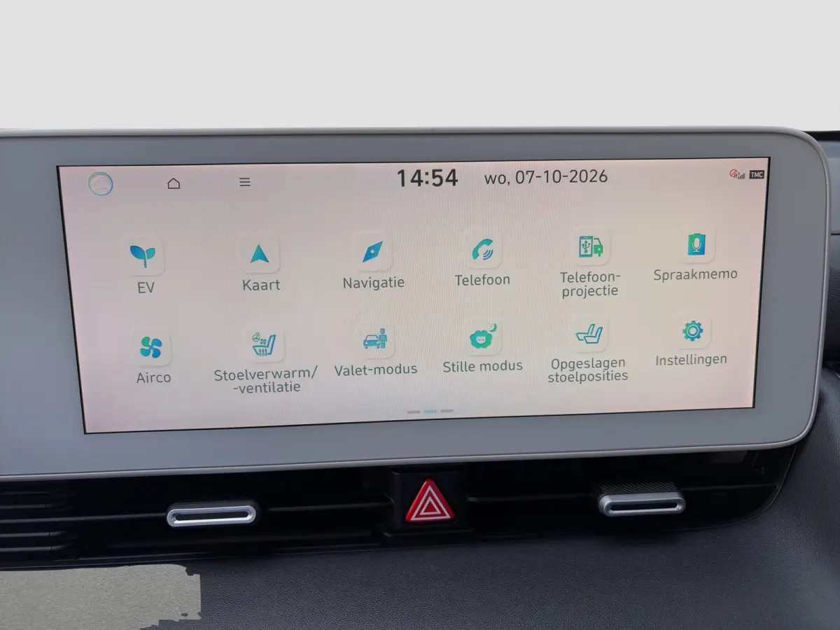 73kWh 218pk Lounge | Carplay | SOH 100% | Trekhaak | Stoelgeheugen | Elektrische achterklep | Dodehoekdetectie | Stoelventilatie | Warmtepomp | Adaptive cruise controle | 360 graden camera