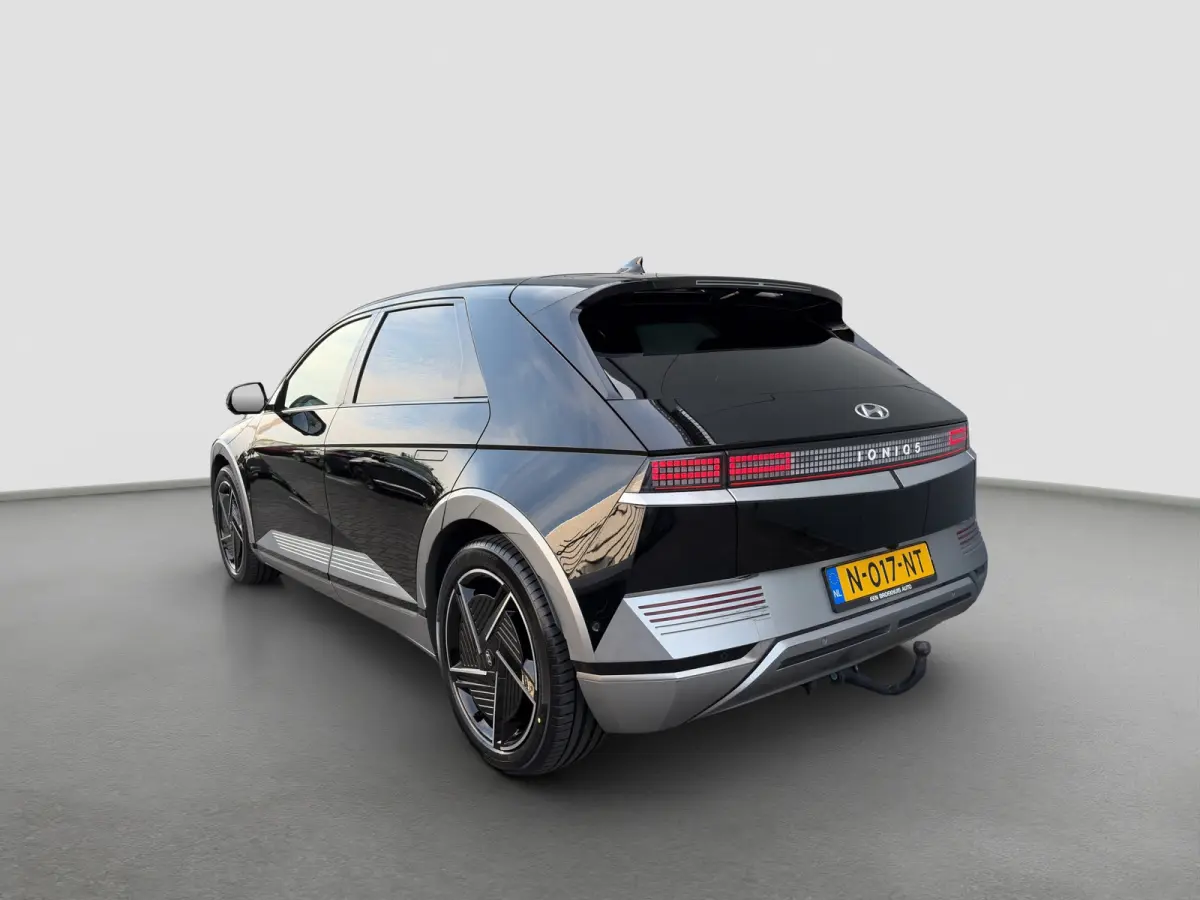 73kWh 218pk Lounge | Carplay | SOH 100% | Trekhaak | Stoelgeheugen | Elektrische achterklep | Dodehoekdetectie | Stoelventilatie | Warmtepomp | Adaptive cruise controle | 360 graden camera