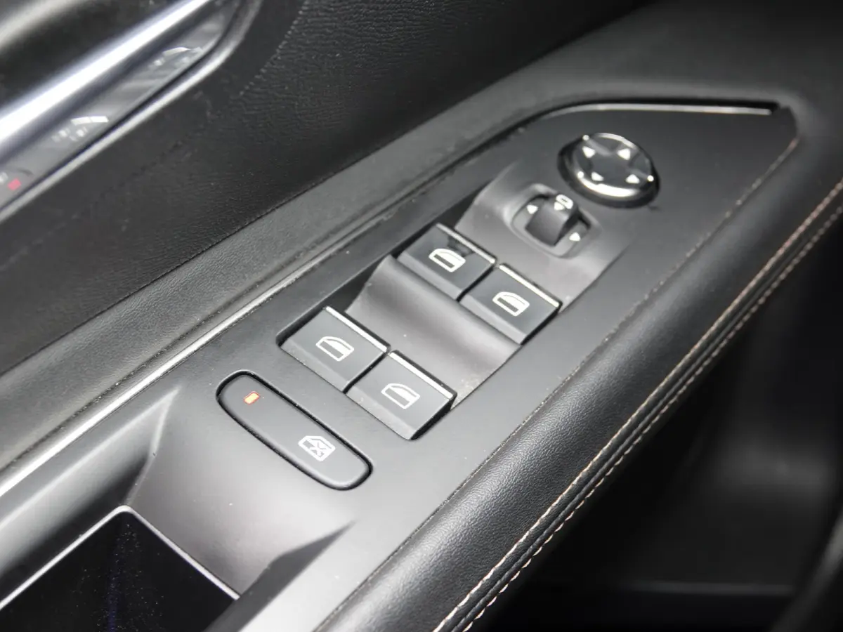 1.6 Hybrid 225PK PHEV GT H-LEER | NAVI | ACC | ECC | LMV