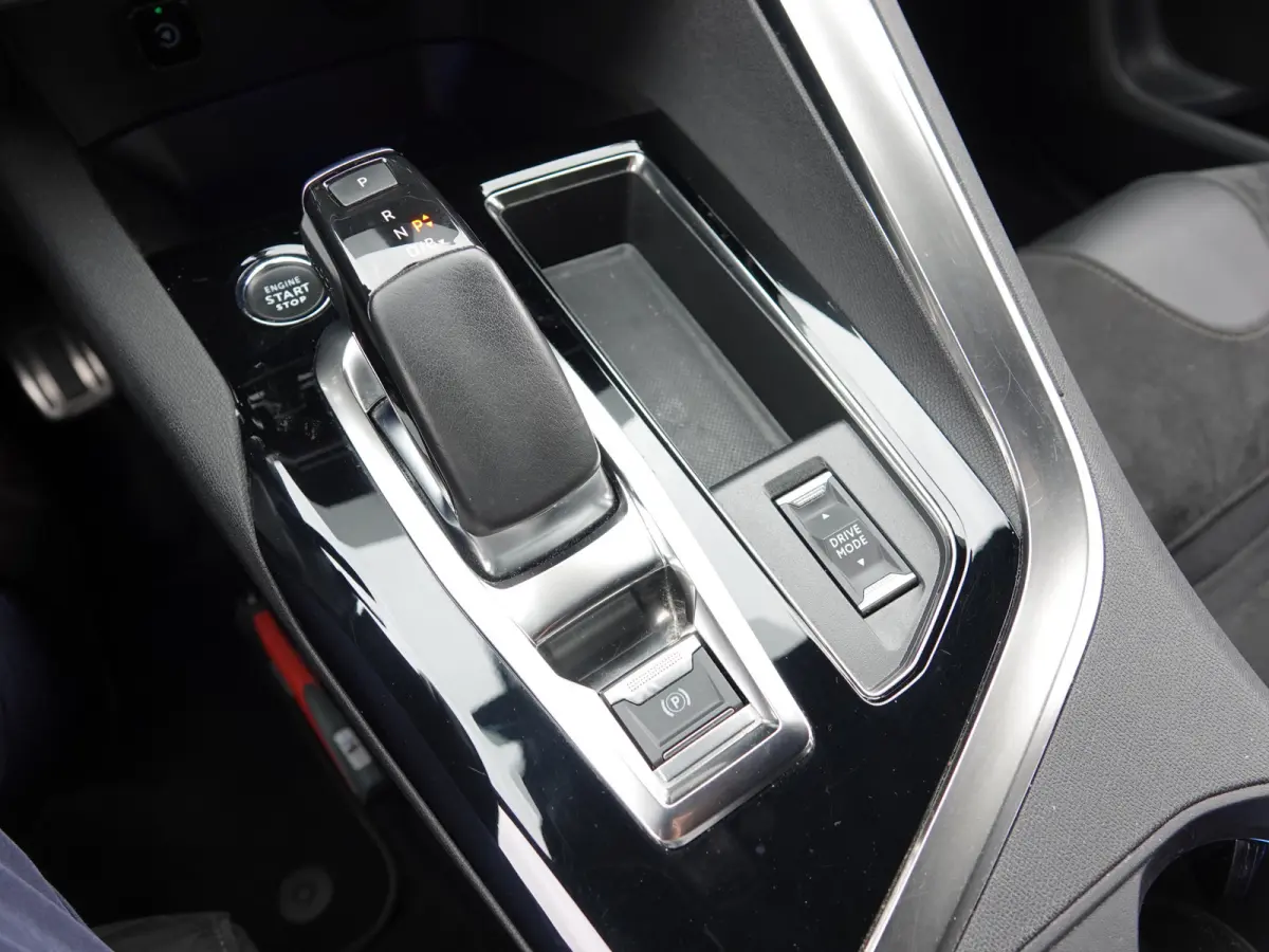 1.6 Hybrid 225PK PHEV GT H-LEER | NAVI | ACC | ECC | LMV