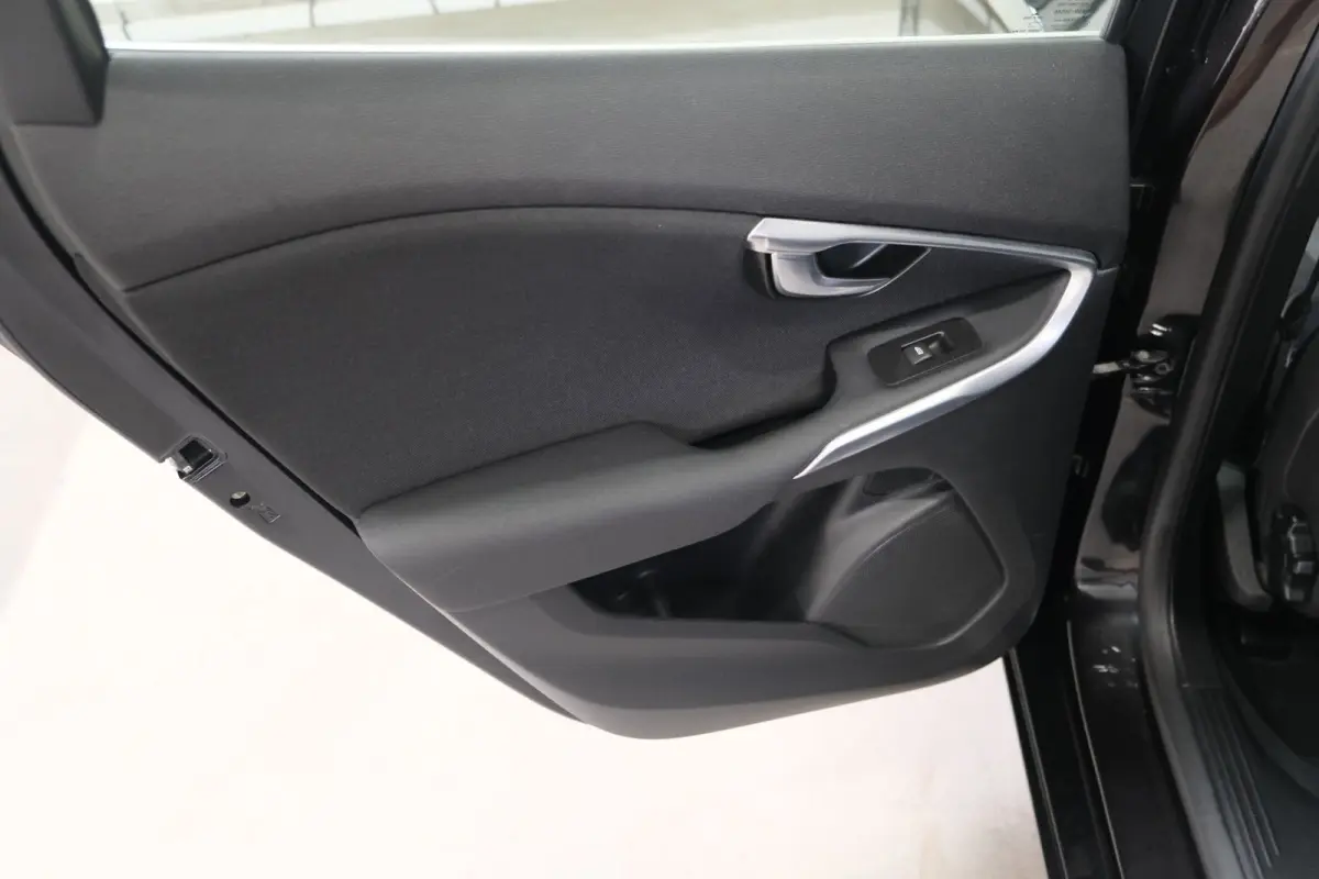 2.0 T3 Nordic+ > SCHADE <