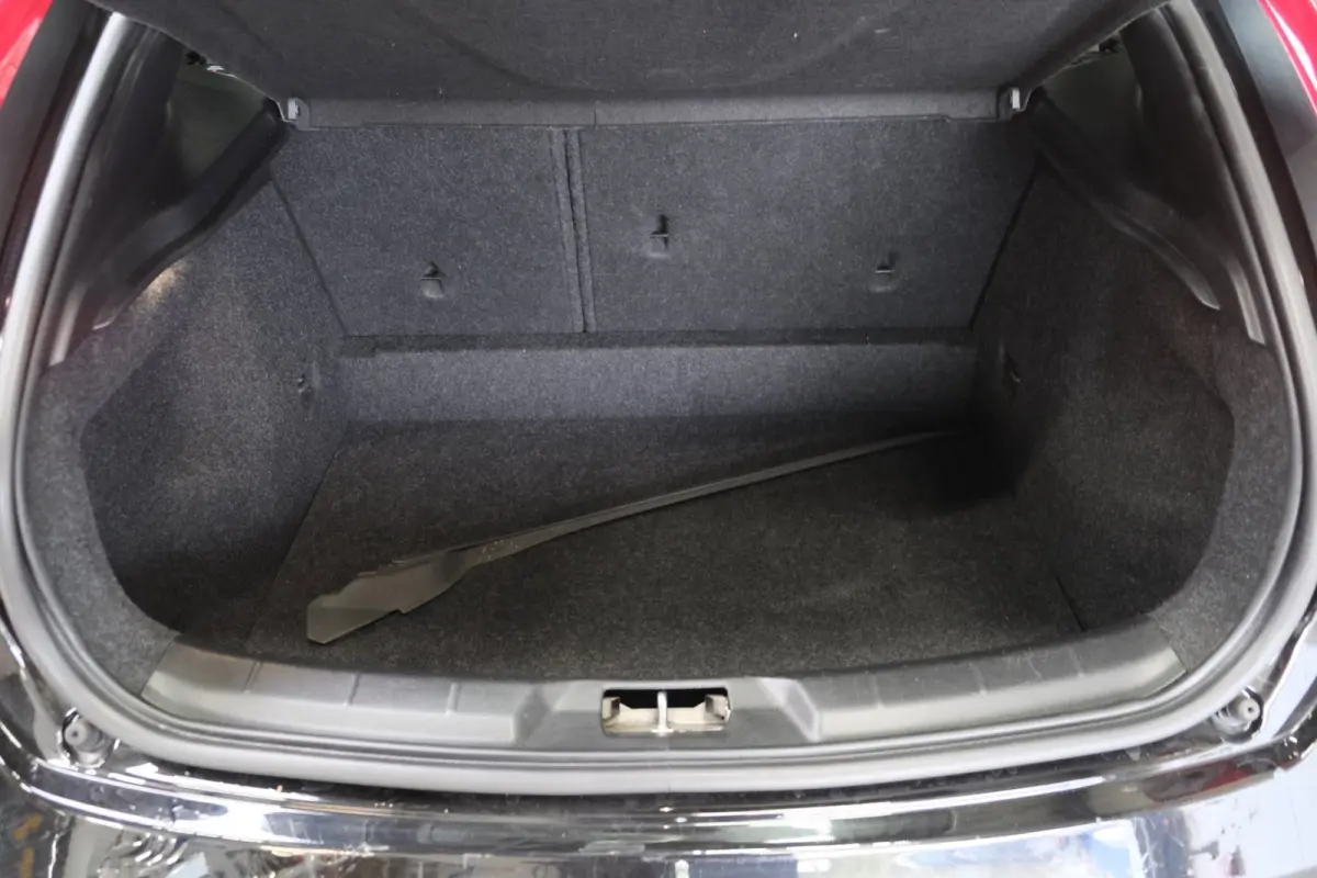 2.0 T3 Nordic+ > SCHADE <