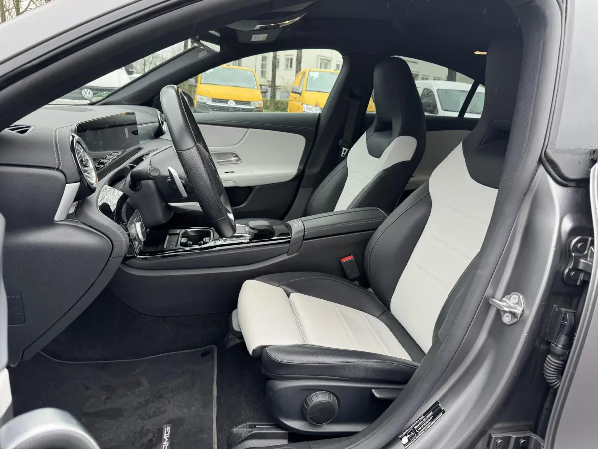 250 e Coupe AMG (Pano,Camera,Leer,Virtual,Carplay,Acc)
