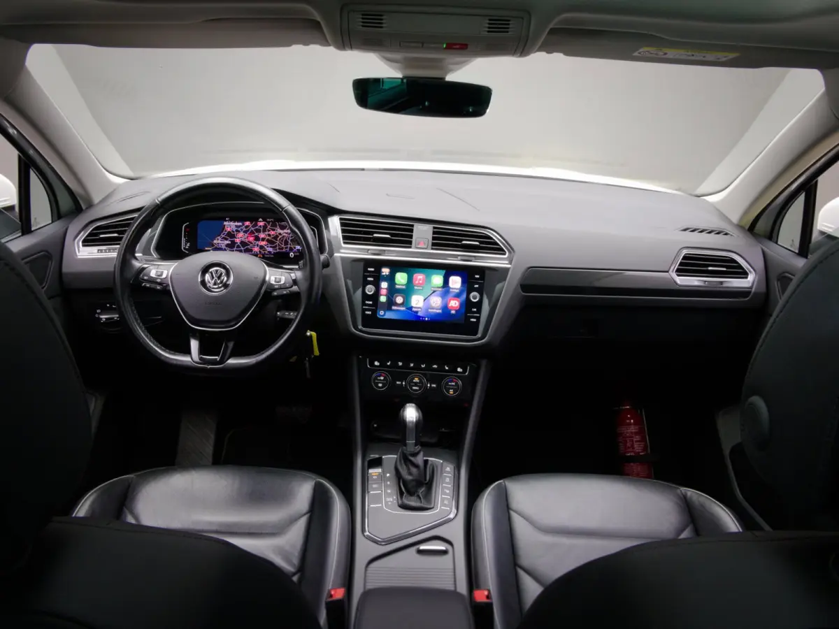 1.5 TSI ACT Highline Business R-Line (PANO, TREKHAAK, ADAPTIVE CRUISE, APPLE CARPLAY/ANDROID AUTO, 360 CAMERA)