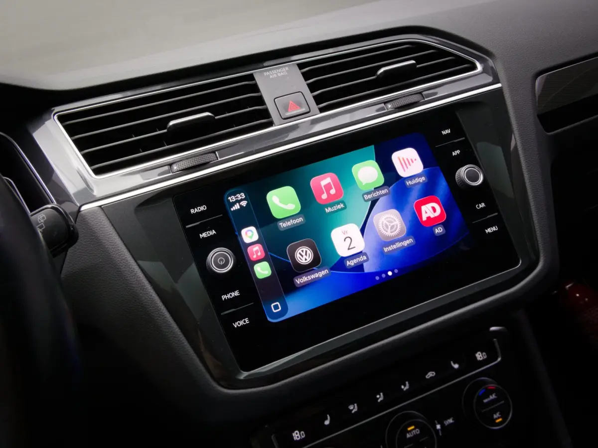 1.5 TSI ACT Highline Business R-Line (PANO, TREKHAAK, ADAPTIVE CRUISE, APPLE CARPLAY/ANDROID AUTO, 360 CAMERA)