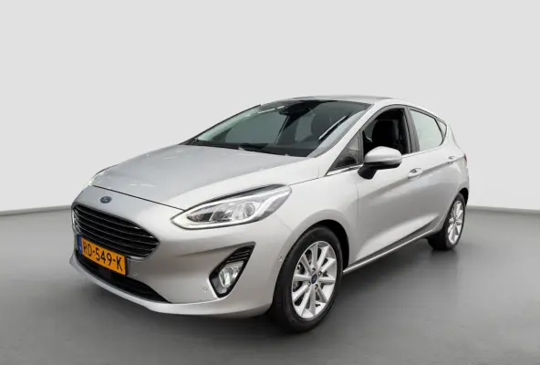 1.0 100pk EcoBoost Titanium | Camera | Adaptive cruise controle | B&O Audio | Voorruitverwarming | Carplay | Parkeersensoren voor en achter | Navigatie | Climate controle