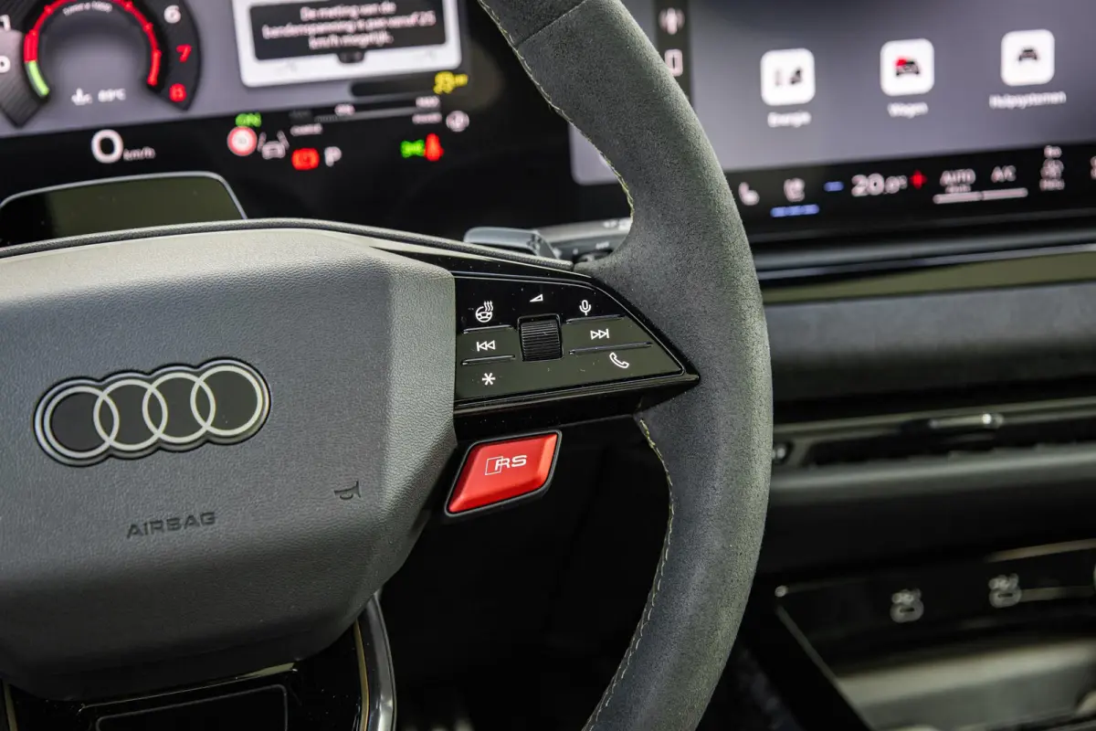 RS 5 Avant 2.9 e-hybrid 639pk quattro | Keramisch | Carbon Camouflage | Audi Sportpakket | Panoramadak