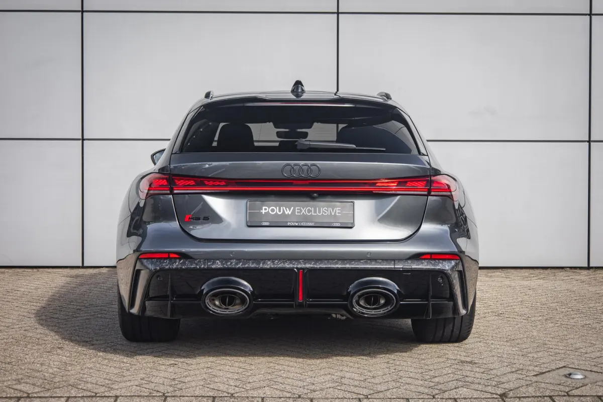 RS 5 Avant 2.9 e-hybrid 639pk quattro | Keramisch | Carbon Camouflage | Audi Sportpakket | Panoramadak
