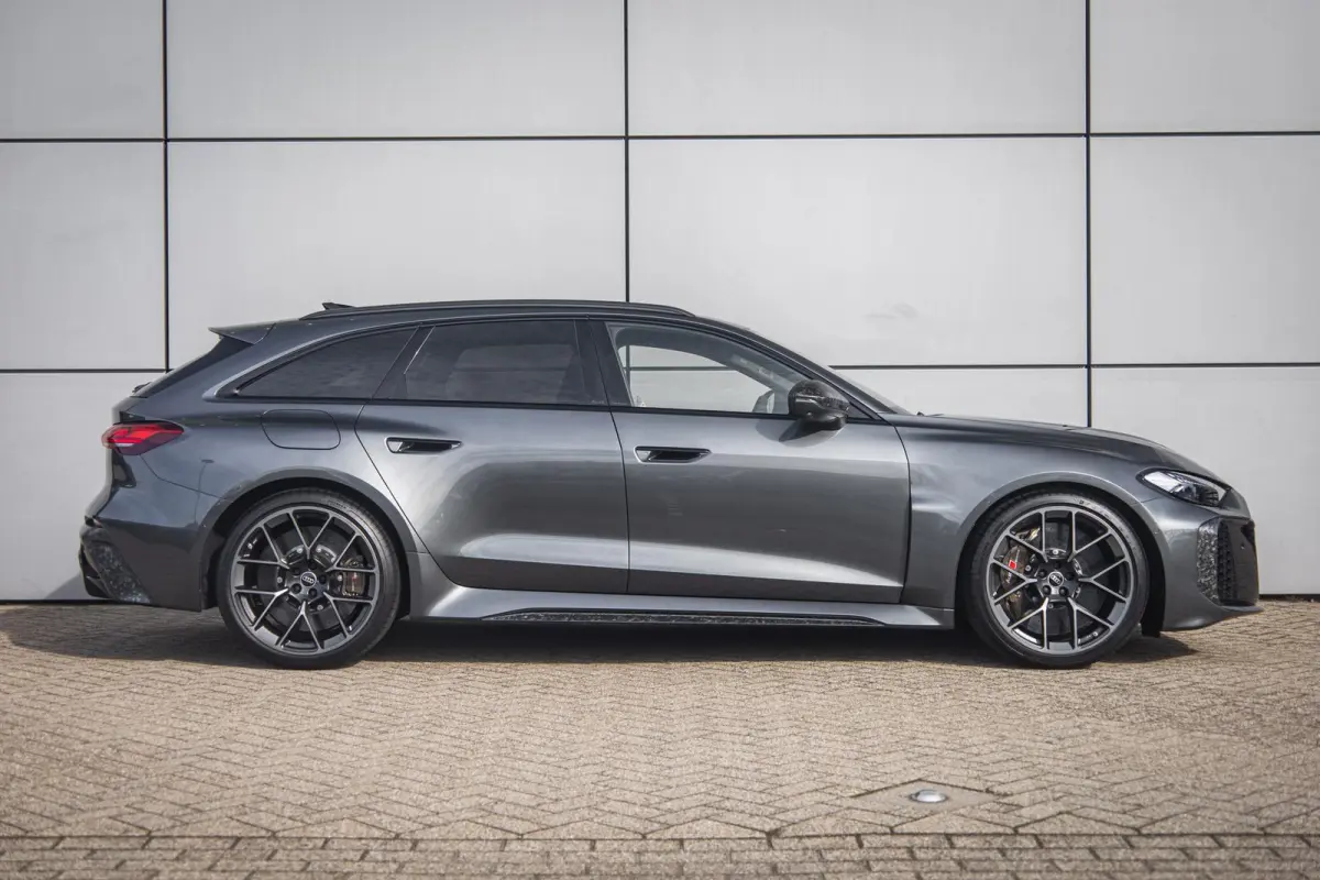 RS 5 Avant 2.9 e-hybrid 639pk quattro | Keramisch | Carbon Camouflage | Audi Sportpakket | Panoramadak