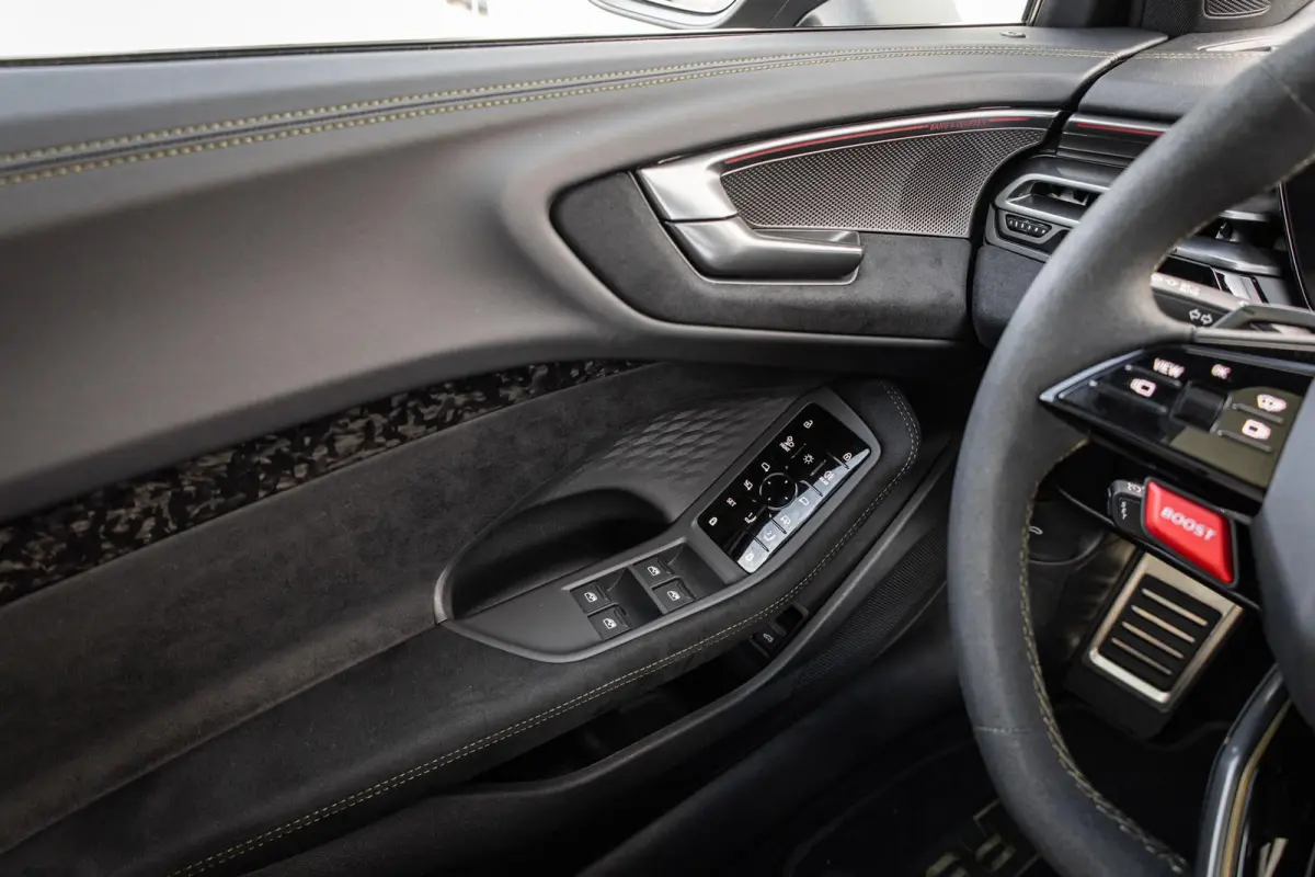 RS 5 Avant 2.9 e-hybrid 639pk quattro | Keramisch | Carbon Camouflage | Audi Sportpakket | Panoramadak