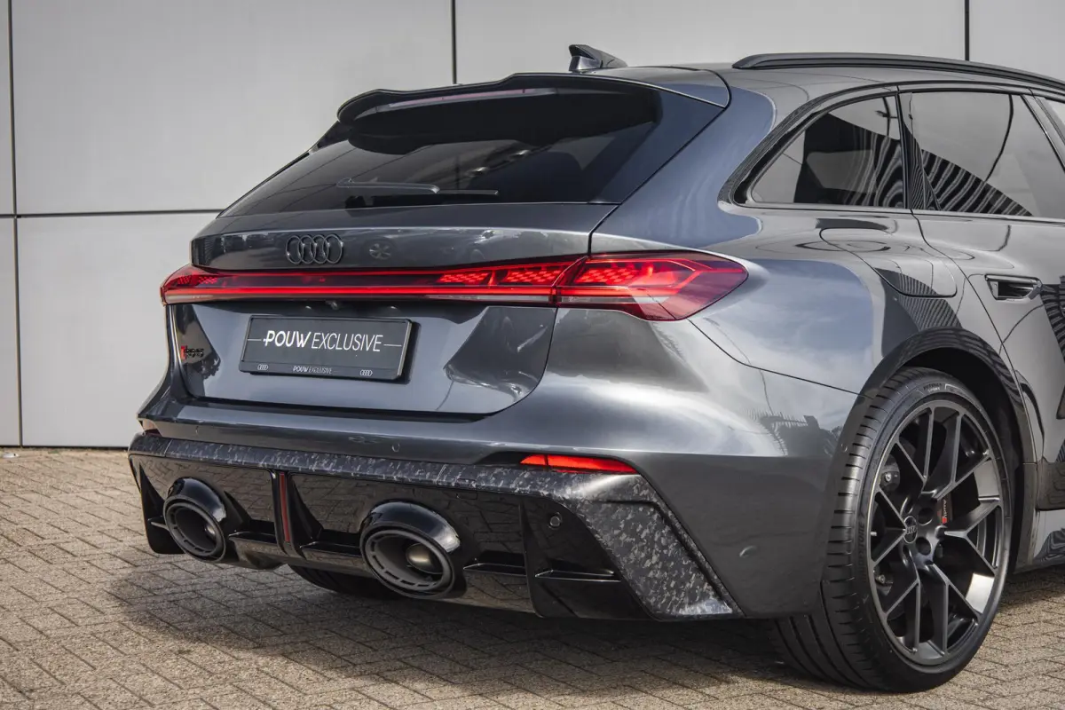 RS 5 Avant 2.9 e-hybrid 639pk quattro | Keramisch | Carbon Camouflage | Audi Sportpakket | Panoramadak