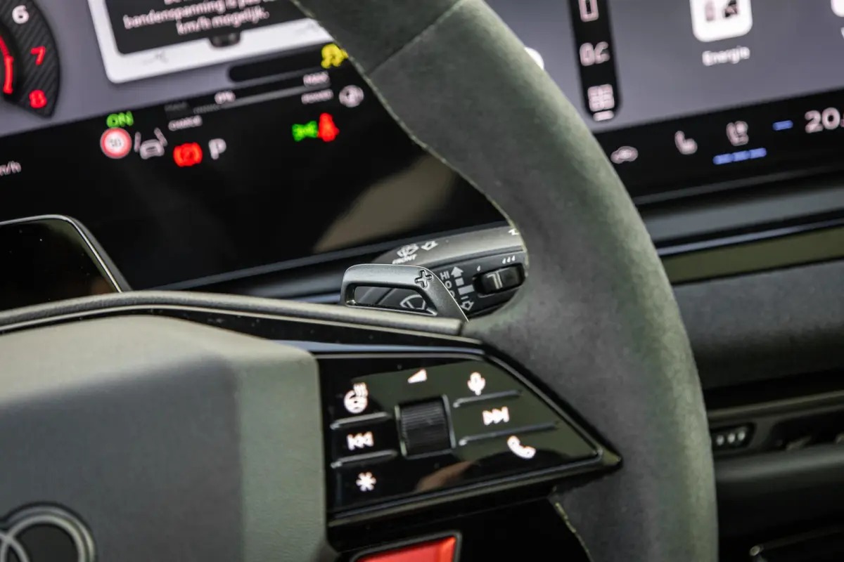 RS 5 Avant 2.9 e-hybrid 639pk quattro | Keramisch | Carbon Camouflage | Audi Sportpakket | Panoramadak