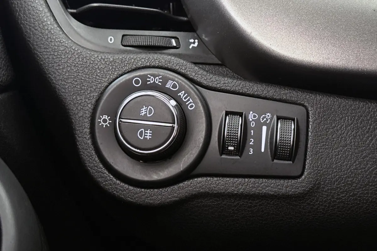 1.5 Hybrid Sport Automaat Camera Keyless Dodehoek
