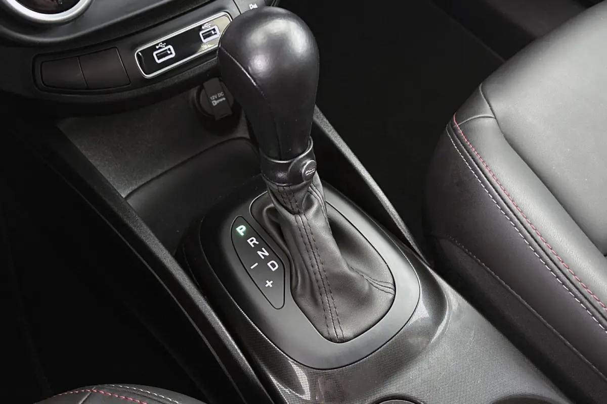 1.5 Hybrid Sport Automaat Camera Keyless Dodehoek