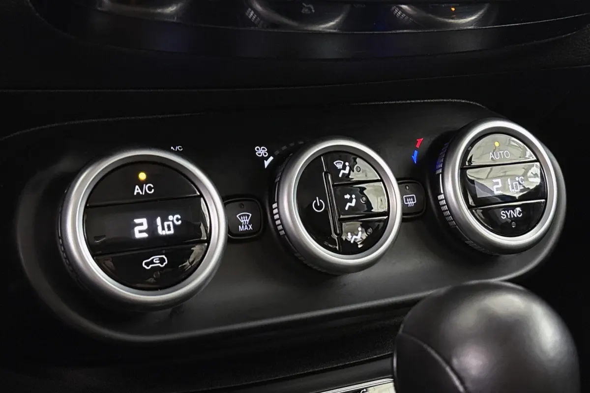 1.5 Hybrid Sport Automaat Camera Keyless Dodehoek