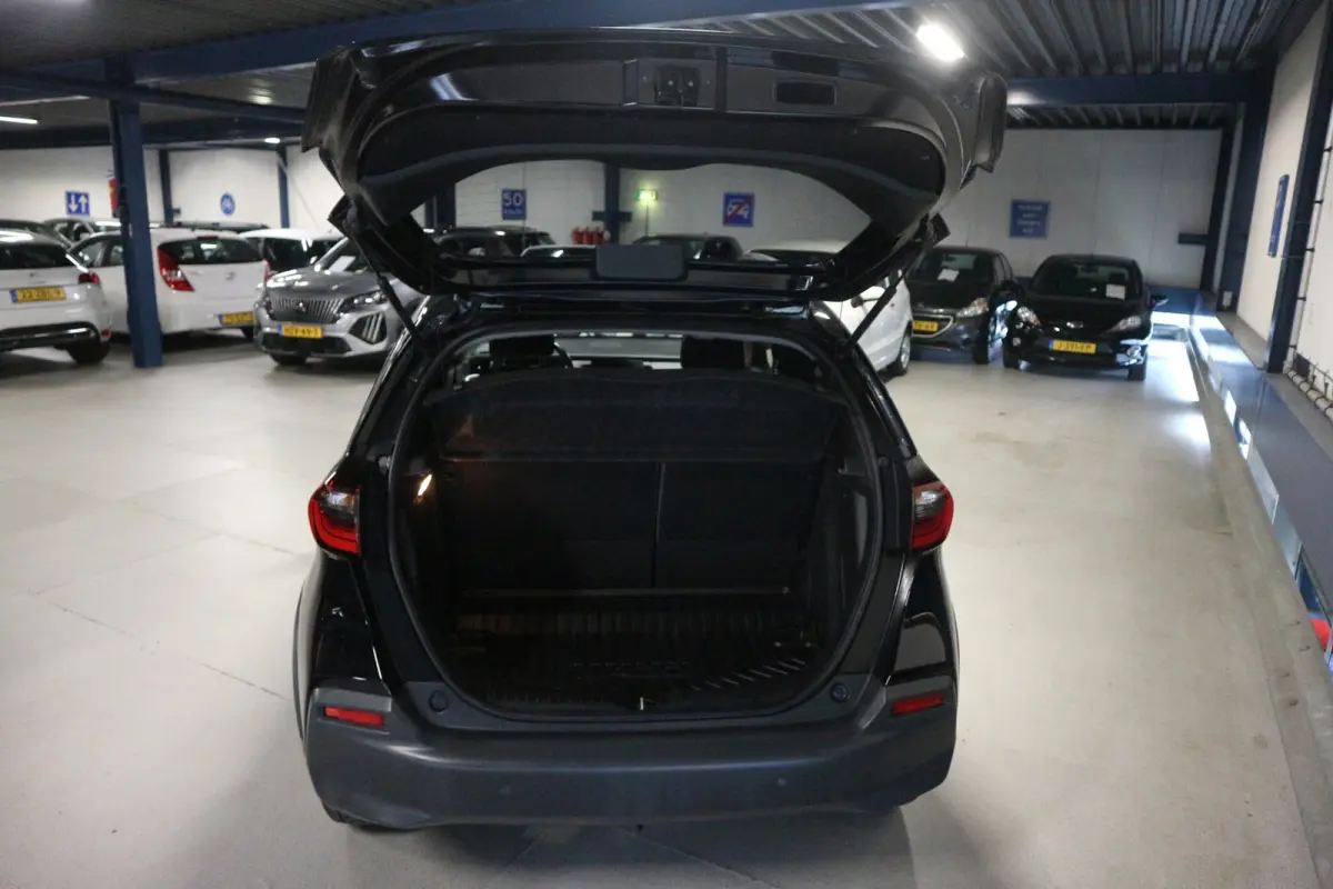 1.5 e:HEV Crosstar DEALER ONDERHOUDEN/ CARPLAY/ STOELVERWARMING