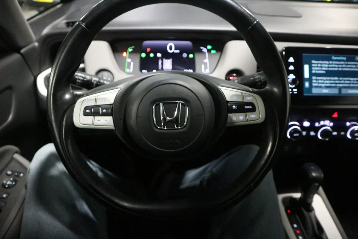 1.5 e:HEV Crosstar DEALER ONDERHOUDEN/ CARPLAY/ STOELVERWARMING