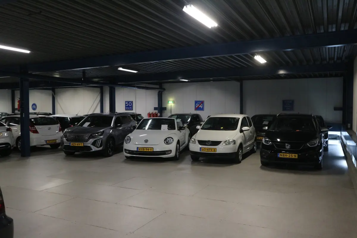 1.5 e:HEV Crosstar DEALER ONDERHOUDEN/ CARPLAY/ STOELVERWARMING