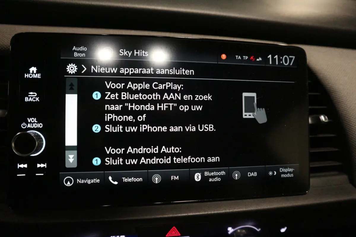 1.5 e:HEV Crosstar DEALER ONDERHOUDEN/ CARPLAY/ STOELVERWARMING