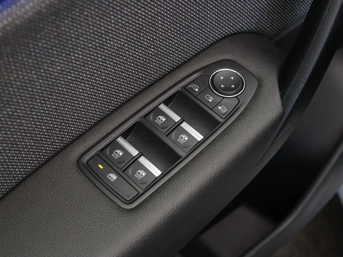 1.8 E-Tech full hybrid 160 techno | Adaptieve cruise control | Digitale Cockpit | Apple Carplay | Achteruitrijcamera |