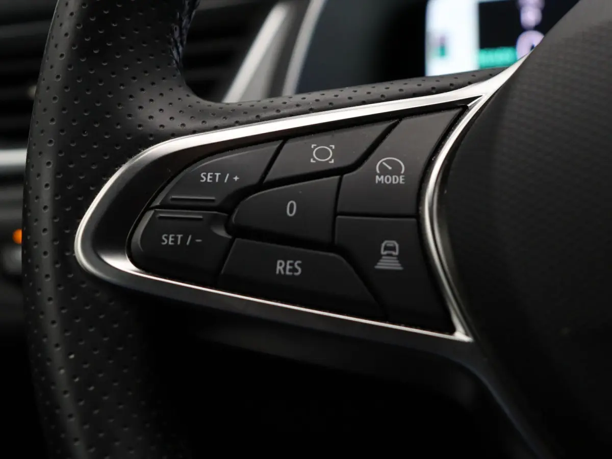 1.8 E-Tech full hybrid 160 techno | Adaptieve cruise control | Digitale Cockpit | Apple Carplay | Achteruitrijcamera |