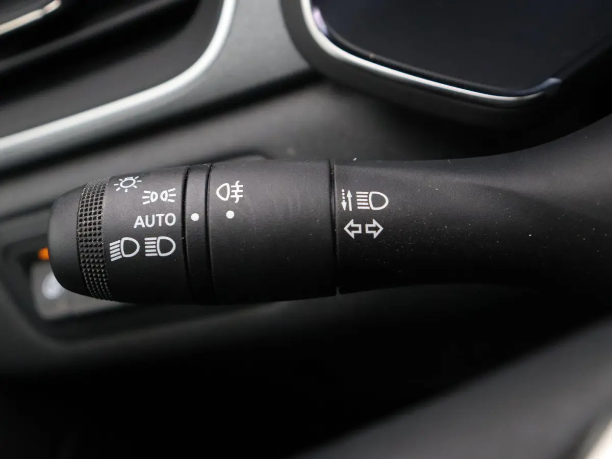 1.8 E-Tech full hybrid 160 techno | Adaptieve cruise control | Digitale Cockpit | Apple Carplay | Achteruitrijcamera |