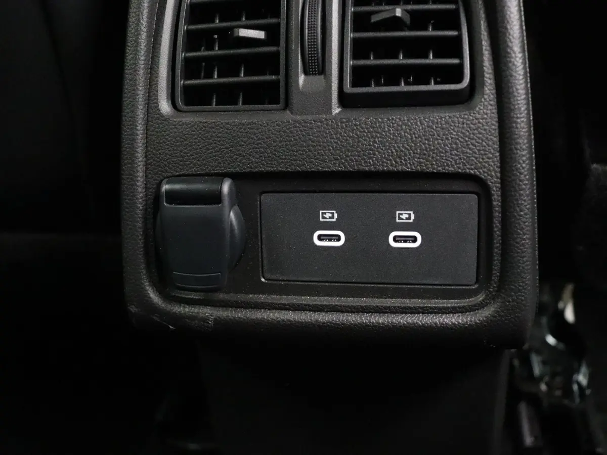 1.8 E-Tech full hybrid 160 techno | Adaptieve cruise control | Digitale Cockpit | Apple Carplay | Achteruitrijcamera |