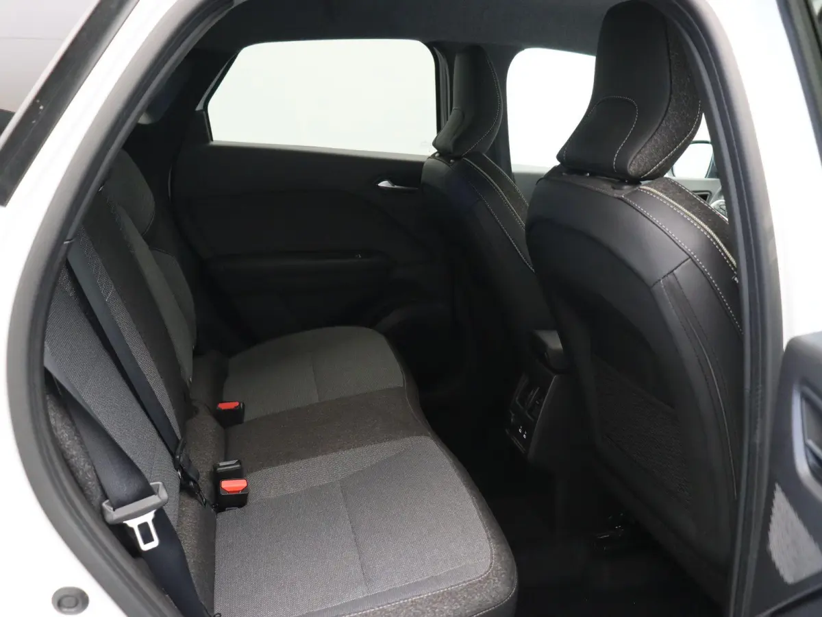 1.8 E-Tech full hybrid 160 techno | Adaptieve cruise control | Digitale Cockpit | Apple Carplay | Achteruitrijcamera |