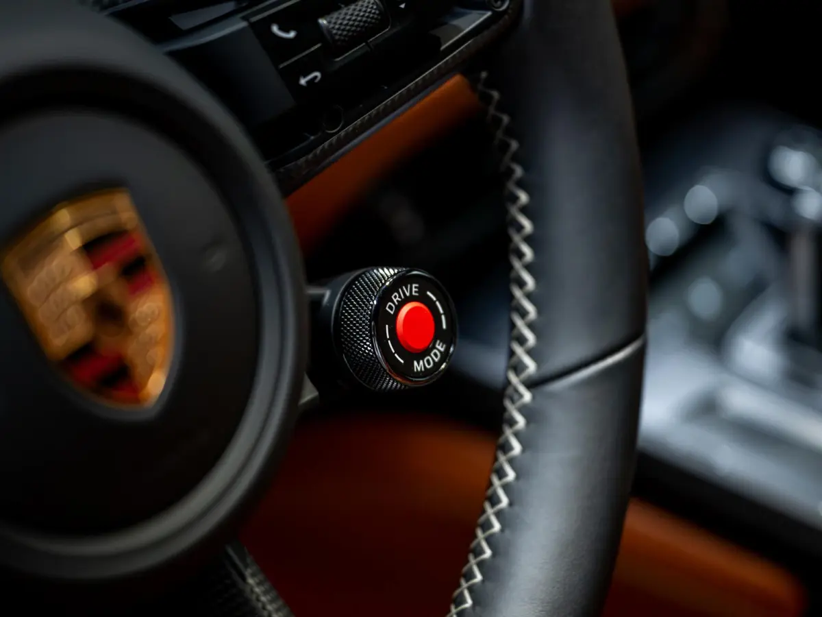 3.6 T-Hybrid Carrera 4 GTS | PTS | Lift | Burmester | InnoDrive | Achterasbest. | Stoelventilatie | Pano | 18-weg |