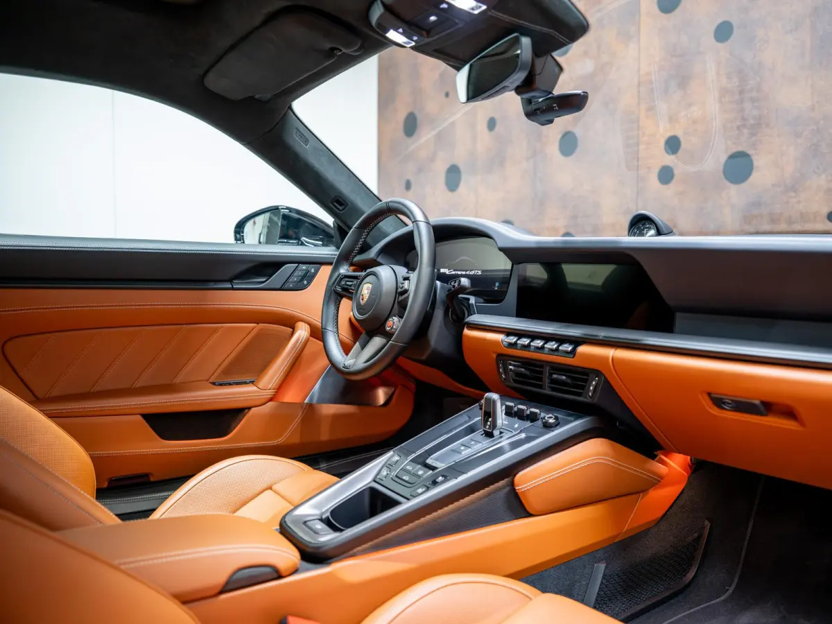 3.6 T-Hybrid Carrera 4 GTS | PTS | Lift | Burmester | InnoDrive | Achterasbest. | Stoelventilatie | Pano | 18-weg |