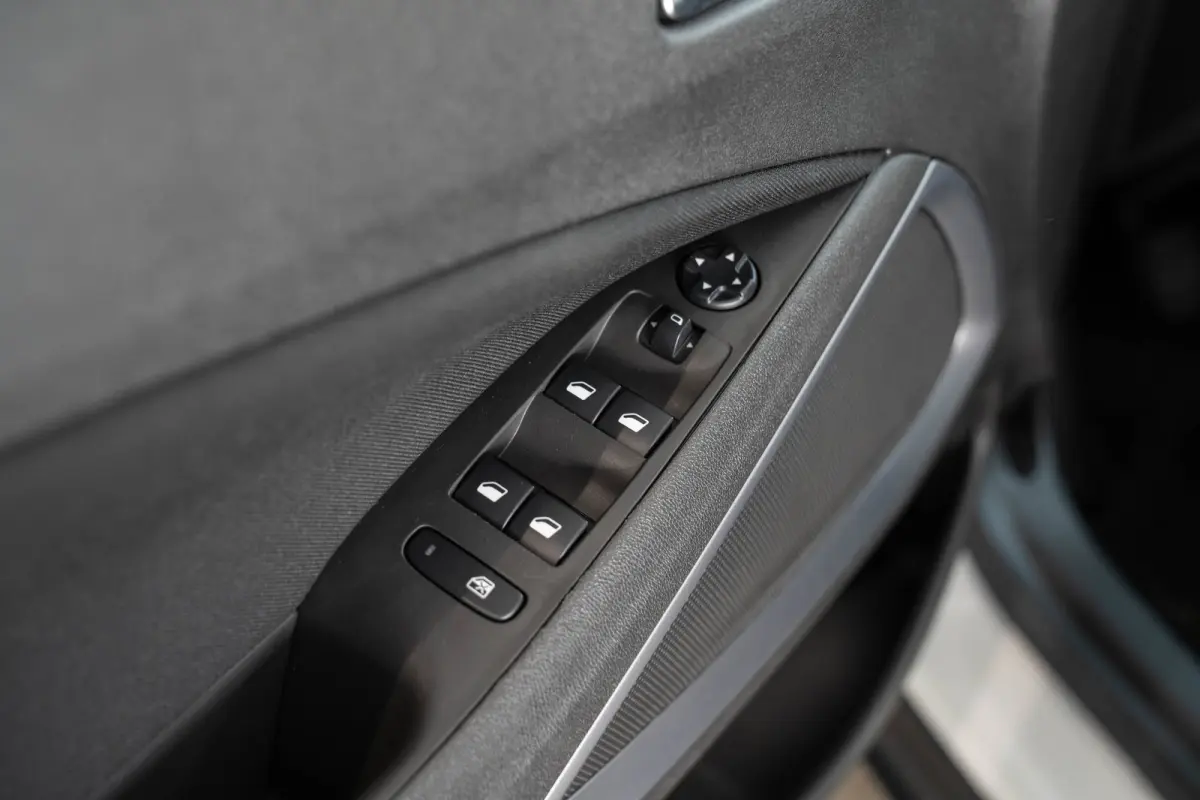 1.2 Turbo Edition | Navigatie | Parkeersensoren | Apple Carplay & Android Auto | Airco | Bluetooth | Cruise Controle | USB |