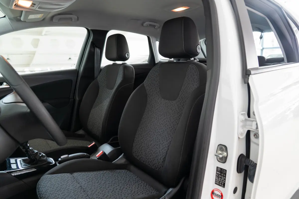 1.2 Turbo Edition | Navigatie | Parkeersensoren | Apple Carplay & Android Auto | Airco | Bluetooth | Cruise Controle | USB |