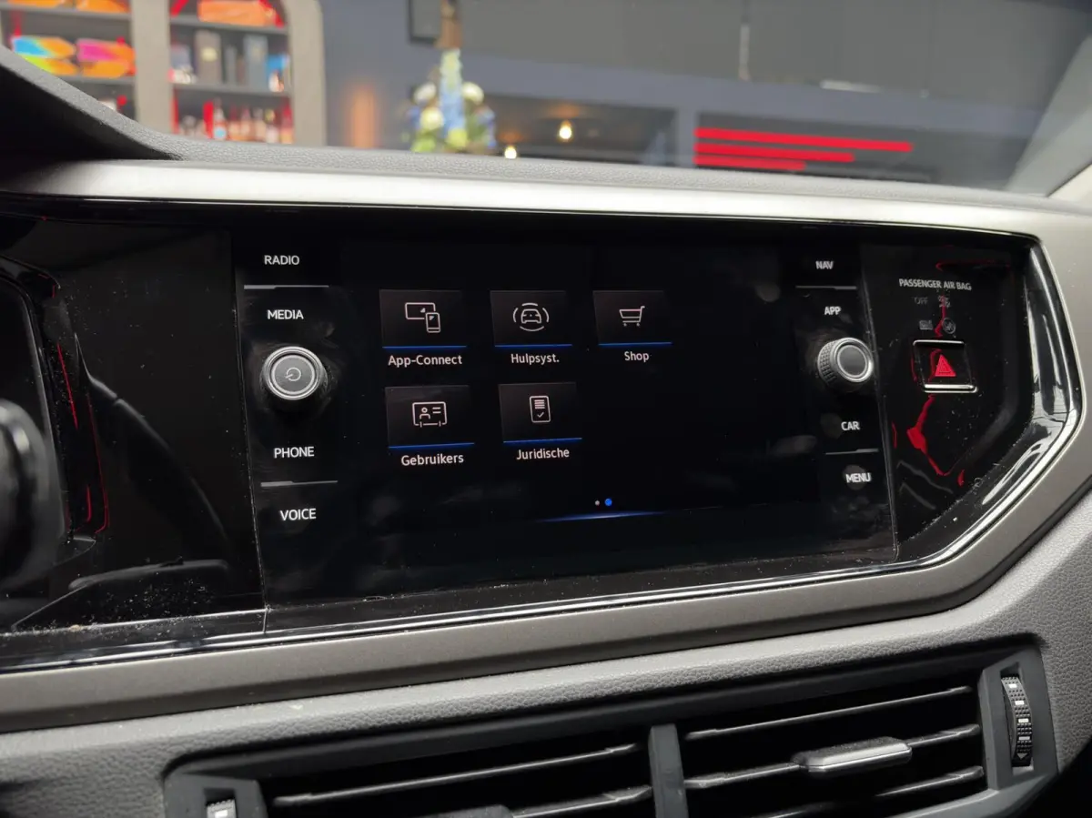 1.0 TSI R-Line Edit. |IQ.DRIVE|PDC|APP.|16"