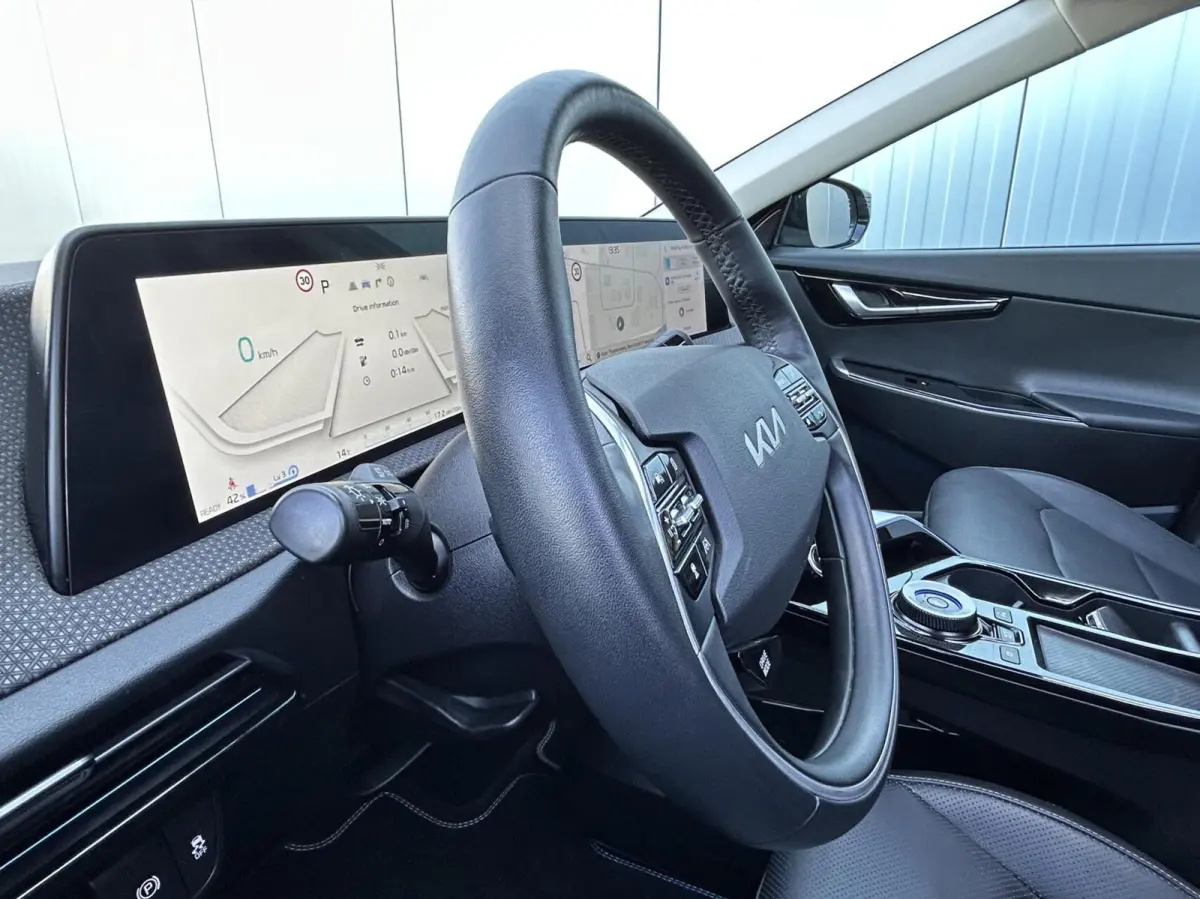 Plus Advanced 77.4 kWh SOH 100% I TREKHAAK I OPENDAK I LEER + CAMERA I ORG.NL + NAP + DEALER O.H.