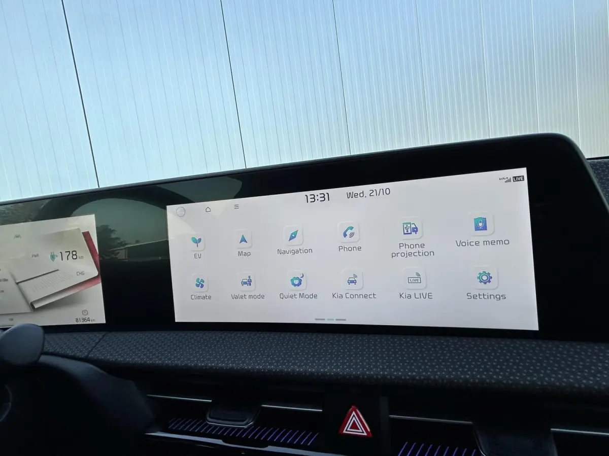 Plus Advanced 77.4 kWh SOH 100% I TREKHAAK I OPENDAK I LEER + CAMERA I ORG.NL + NAP + DEALER O.H.