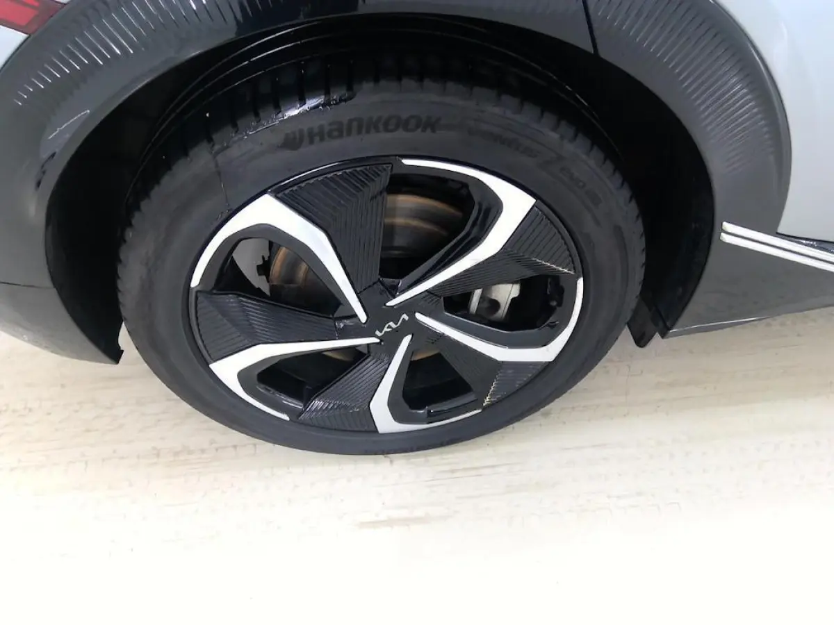 Plus Advanced 77.4 kWh SOH 100% I TREKHAAK I OPENDAK I LEER + CAMERA I ORG.NL + NAP + DEALER O.H.