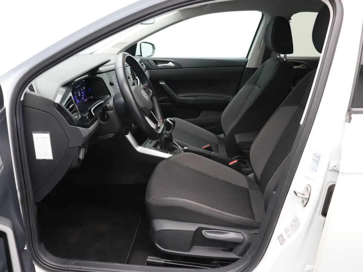 1.0 TSI Go | Parkeersensoren rondom |  Adaptieve Cruise Control | Apple Carplay & Android Auto |