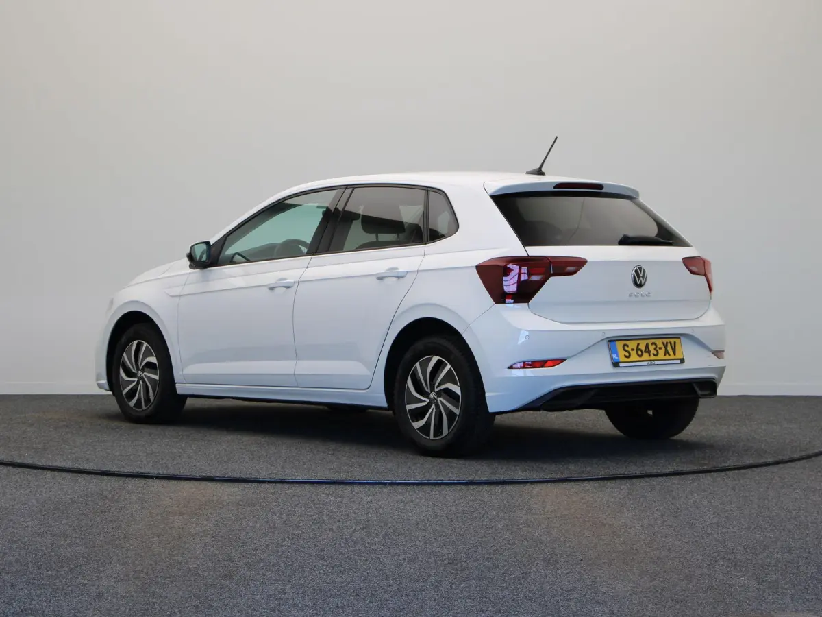 1.0 TSI Go | Parkeersensoren rondom |  Adaptieve Cruise Control | Apple Carplay & Android Auto |